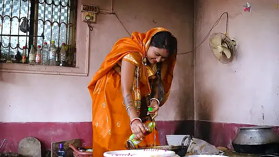 Mallu Bihari Bhabhi Hardcore Fuck With Two Local Debar In Outdoor Kitchen When Her Husband Was Not At Home ( Threesome )
