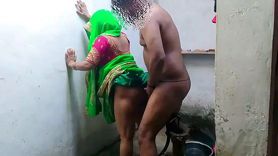 Desi Village Stepmom In Saree Hard Fucked Hindi Audio.