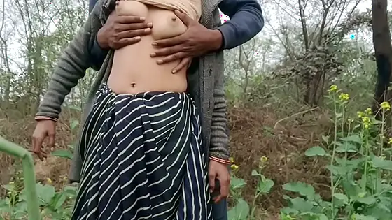 Full out door bhabhi fuck outdoor