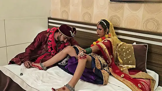 Beautiful Big Ass Big Boobs curvy Indian Bhabhi hardcore sex wet pussy
