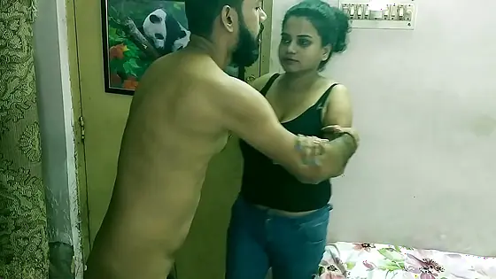 Indian xxx Bhabhi caught her husband with sexy aunty while fucking! Hot webseries sex with clear audio