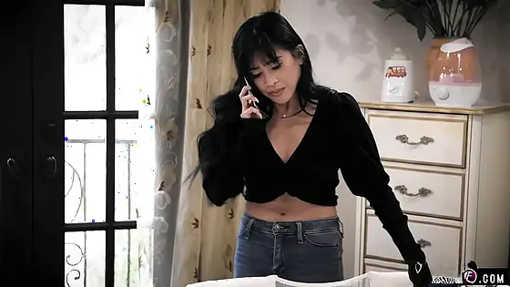Desperate to get pregnant busty Asian woman Ember Snow put out an ad