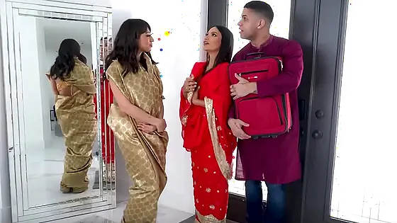 Indian stepmoms foursome fuck stepsons Sasha Pearl & Brandy Salazar