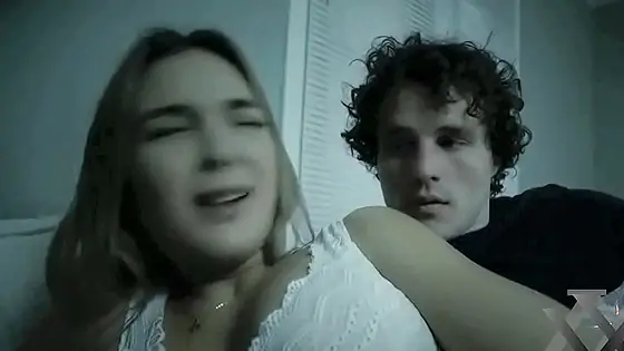 Assistindo porno com a meia irmã (blair williams)