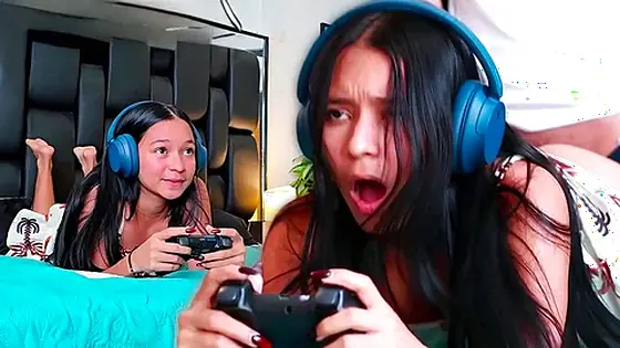 I Fuck My Stepsister While She Plays Video Games